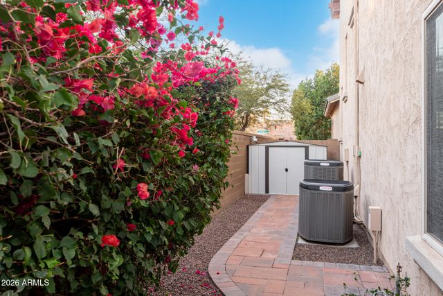 3022 E WILDHORSE Drive, Gilbert, AZ 85297