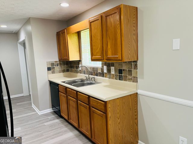 185 Hidden Brook Trail, Newnan, GA 30265