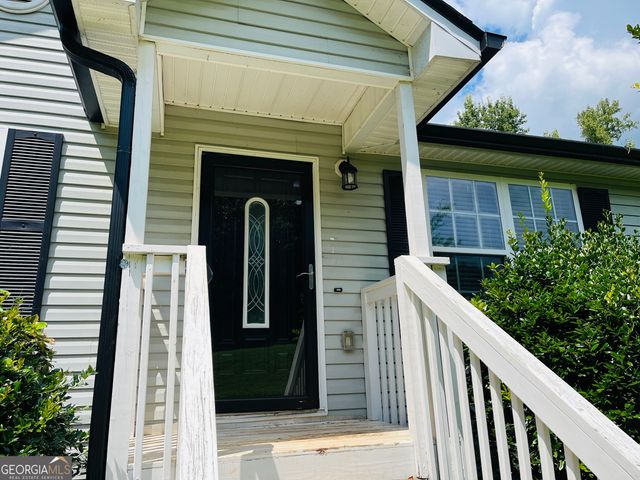 185 Hidden Brook Trail, Newnan, GA 30265