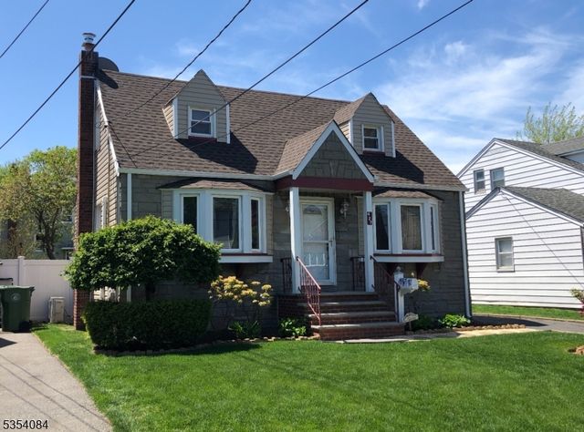 427 Miltonia St, Linden City, NJ 07036