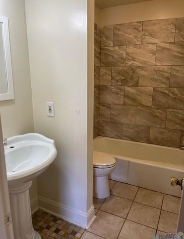 5115 Woodlawn Ave, Baton Rouge, LA 70805