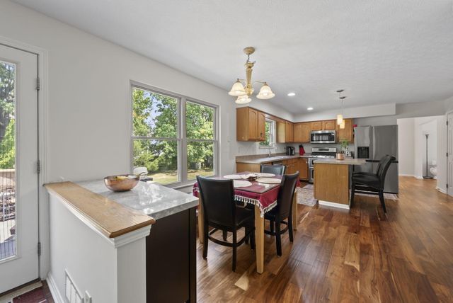 2385 Reeves Avenue, Lewis Center, OH 43035