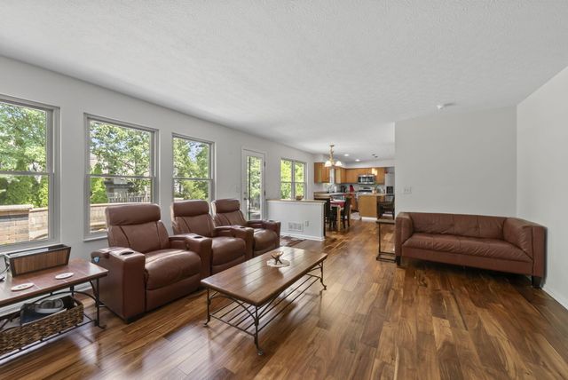 2385 Reeves Avenue, Lewis Center, OH 43035