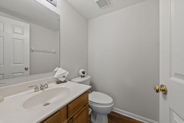 2385 Reeves Avenue, Lewis Center, OH 43035