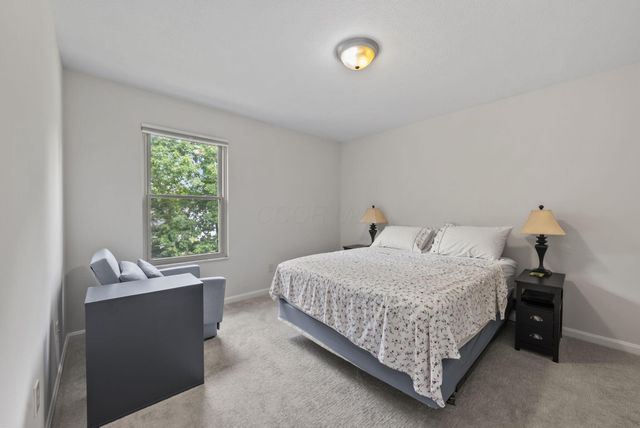 2385 Reeves Avenue, Lewis Center, OH 43035