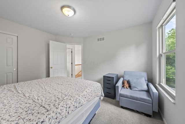 2385 Reeves Avenue, Lewis Center, OH 43035
