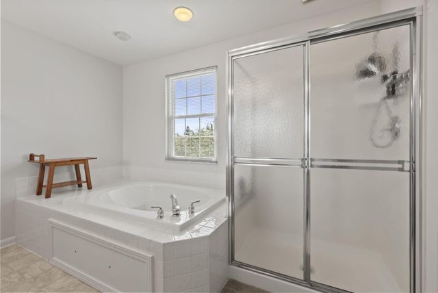 2385 Reeves Avenue, Lewis Center, OH 43035