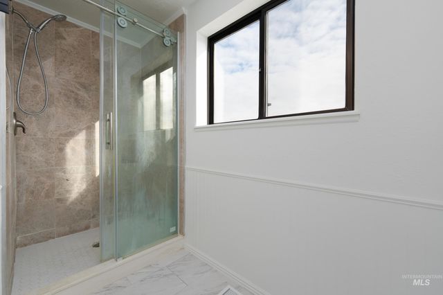 4907 Stamm Ln, Nampa, ID 83687