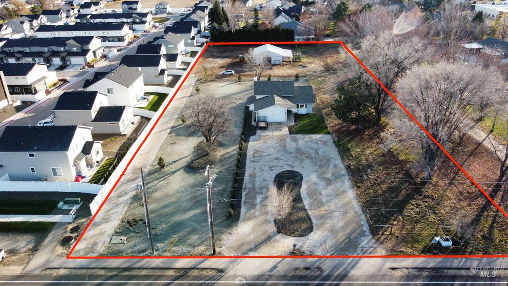 4907 Stamm Ln, Nampa, ID 83687