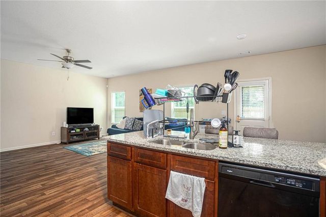 460 Meadowbend Circle, Athens, GA 30606