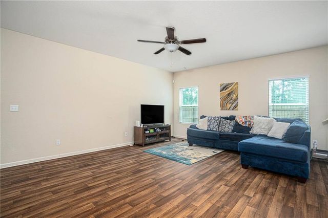 460 Meadowbend Circle, Athens, GA 30606