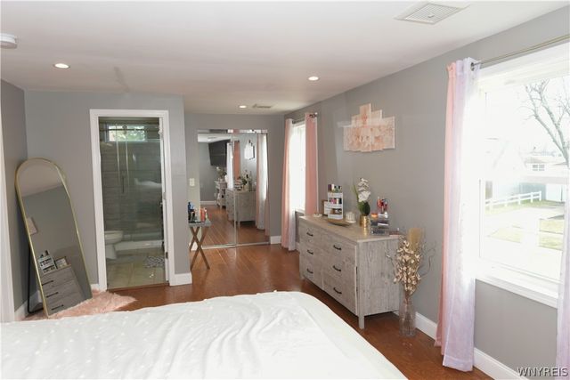 80 Gardenvale Drive, Cheektowaga, NY 14225