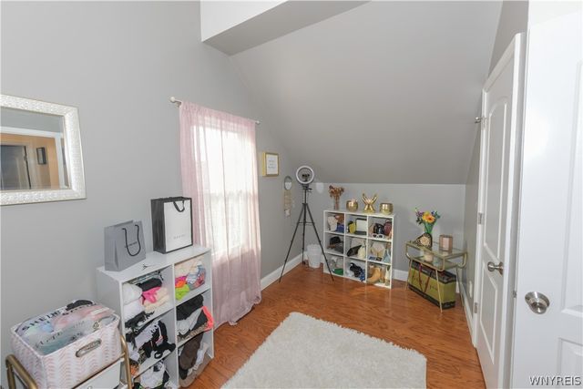 80 Gardenvale Drive, Cheektowaga, NY 14225