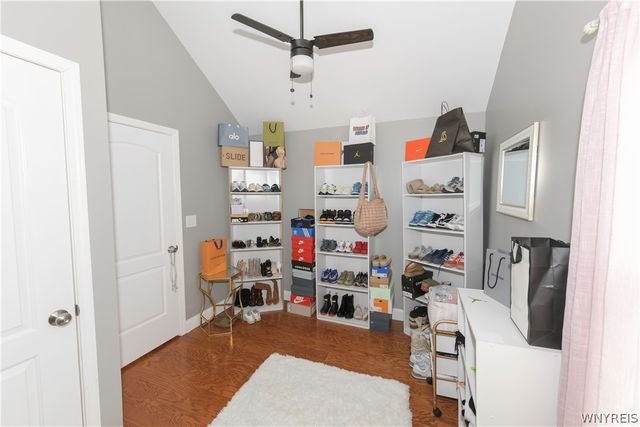 80 Gardenvale Drive, Cheektowaga, NY 14225