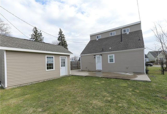 80 Gardenvale Drive, Cheektowaga, NY 14225