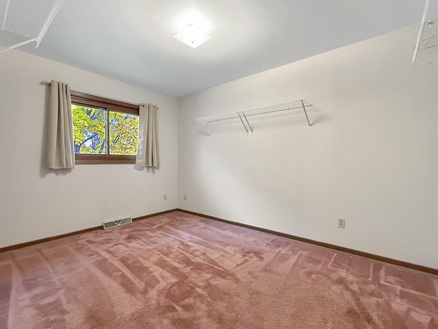 1420 EDWIN STREET, Marinette, WI 54143