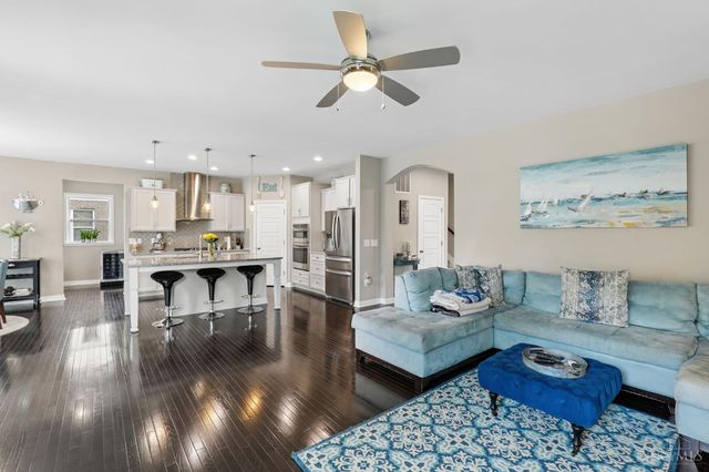 1252 Autumn Run Drive, Hamilton Twp, OH 45039
