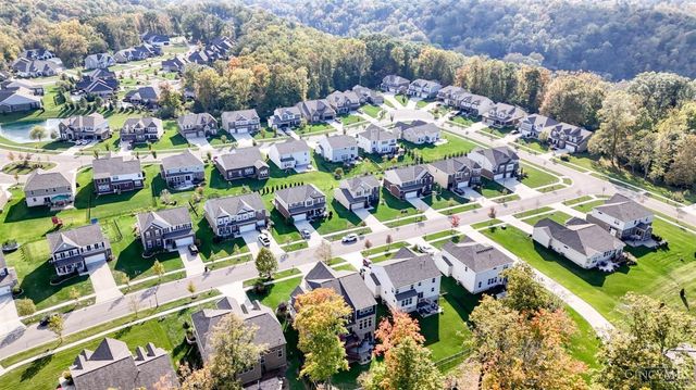1252 Autumn Run Drive, Hamilton Twp, OH 45039