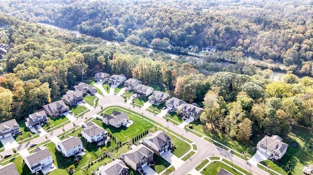 1252 Autumn Run Drive, Hamilton Twp, OH 45039