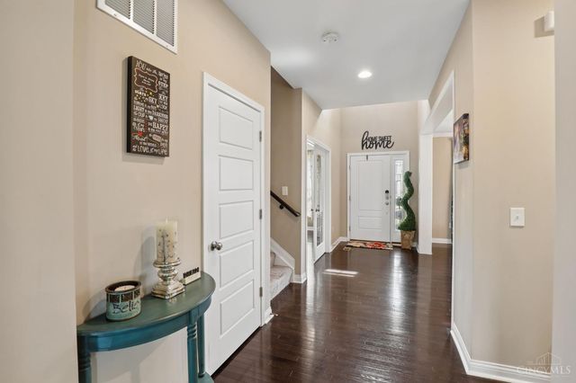 1252 Autumn Run Drive, Hamilton Twp, OH 45039