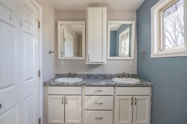 901 S GREENWOOD AVENUE, Green Bay, WI 54304