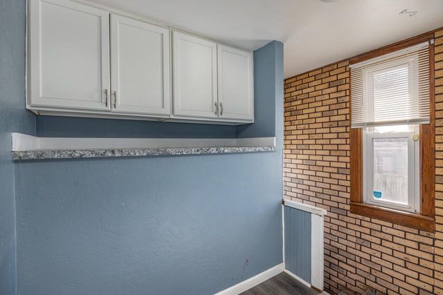 901 S GREENWOOD AVENUE, Green Bay, WI 54304