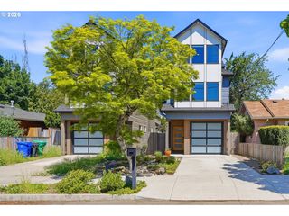 4611 Se KNAPP St, Portland, OR 97206