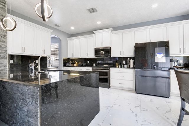 5047 ADAIR OAK DRIVE, Orlando, FL 32829