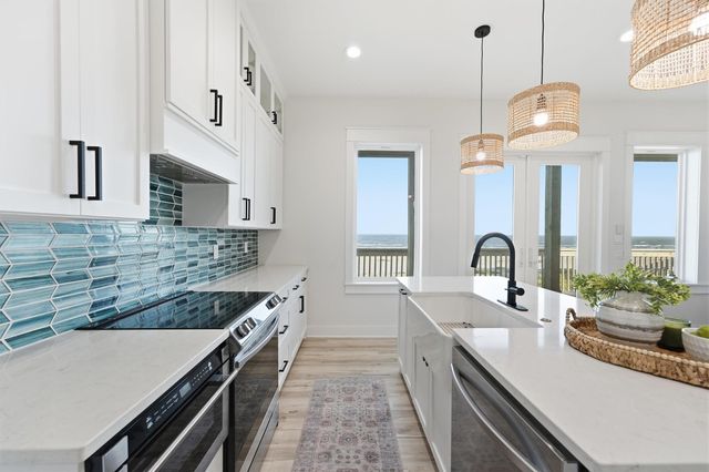 23110 Gulf Drive, Galveston, TX 77554