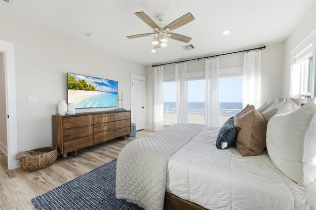 23110 Gulf Drive, Galveston, TX 77554