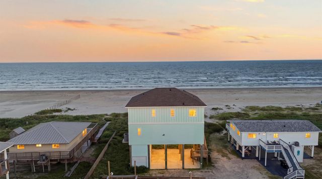 23110 Gulf Drive, Galveston, TX 77554