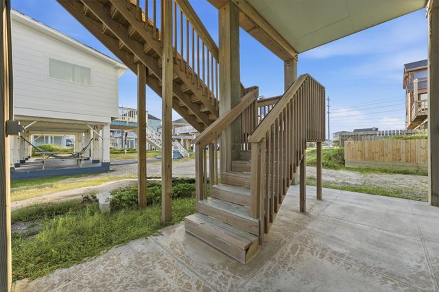 23110 Gulf Drive, Galveston, TX 77554