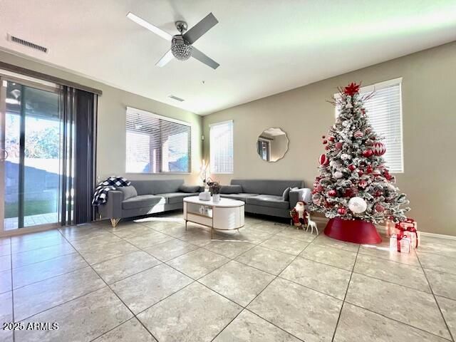 9368 W SWEETWATER Drive, Peoria, AZ 85381