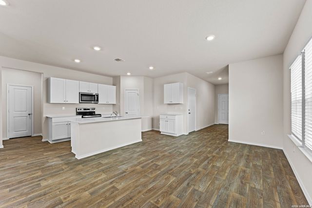 3125 Haynie Mesa, San Antonio, TX 78245