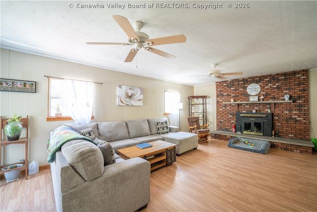 211 Snow Hill Drive, Charleston, WV 25311