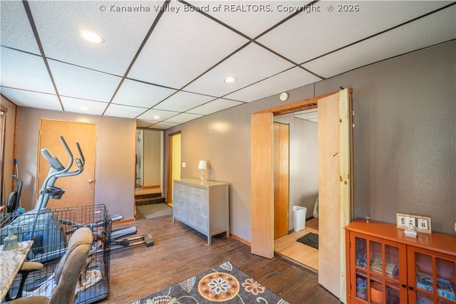 211 Snow Hill Drive, Charleston, WV 25311