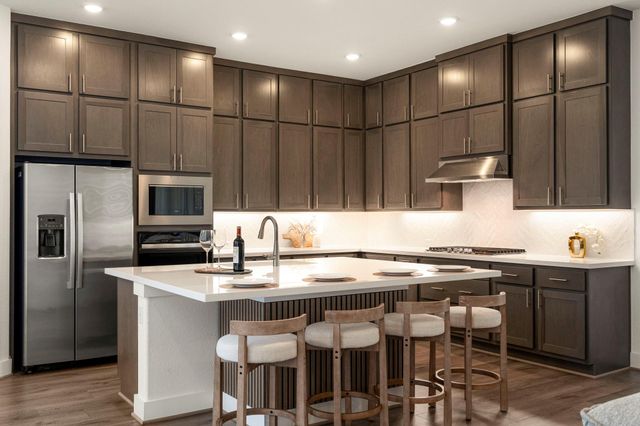 298 Canal DR, Dripping Springs, TX 78620