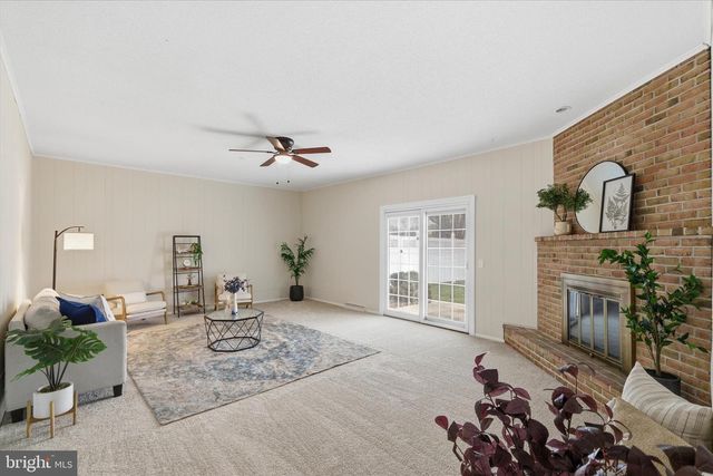 2430 OPAL RD, York, PA 17408