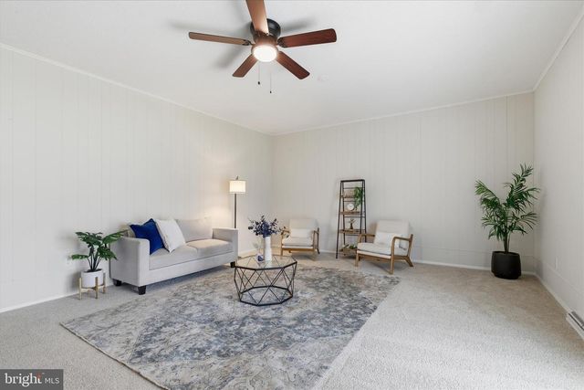 2430 OPAL RD, York, PA 17408