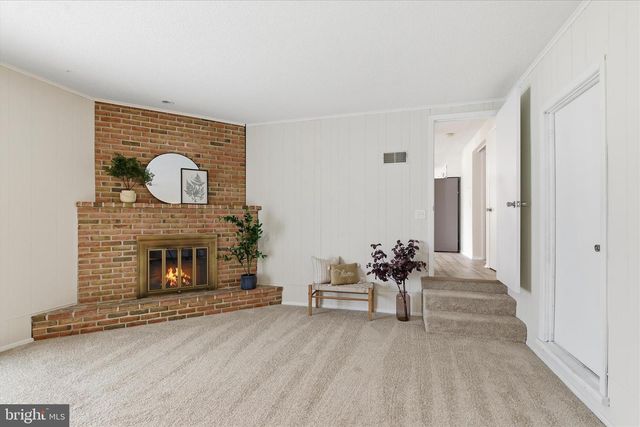 2430 OPAL RD, York, PA 17408