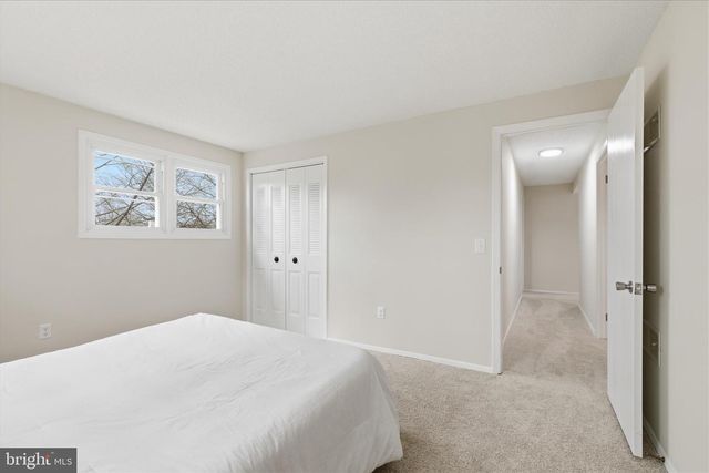 2430 OPAL RD, York, PA 17408