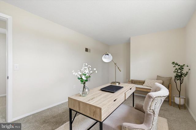 2430 OPAL RD, York, PA 17408