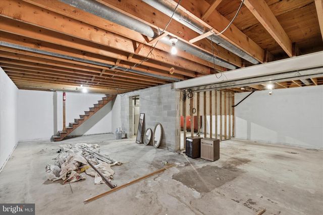 2430 OPAL RD, York, PA 17408