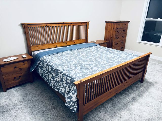 1000 E Woodlawn Road E, Charlotte, NC 28209