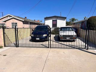 11333 Azahar Street, Ventura, CA 93004