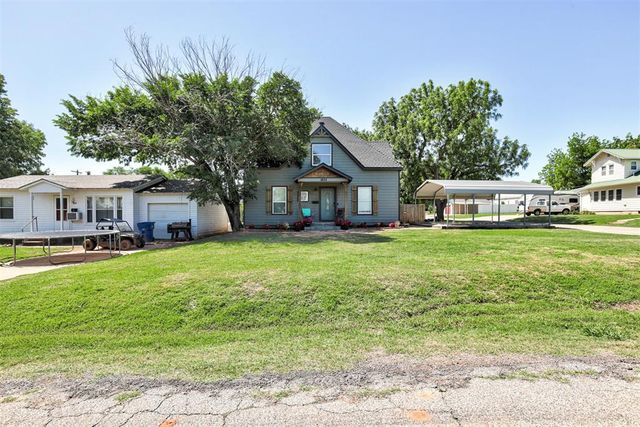 1823 W Mansur, Guthrie, OK 73044