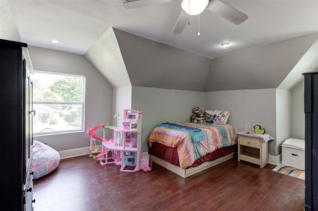 1823 W Mansur, Guthrie, OK 73044