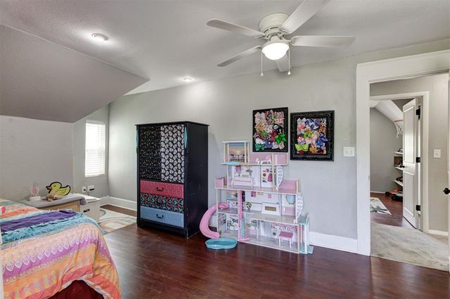 1823 W Mansur, Guthrie, OK 73044