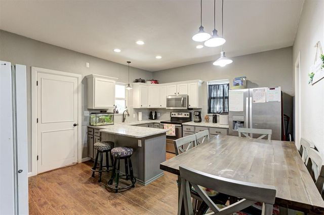 1823 W Mansur, Guthrie, OK 73044