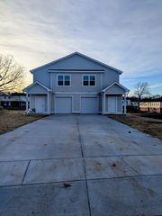 397 Armstrong St # B, Columbia, TN 38401